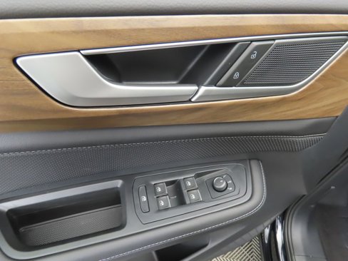 New 2026 Volkswagen Atlas SE image 24