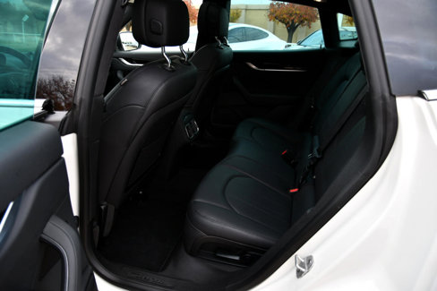 Used 2023 Maserati Levante Modena image 21