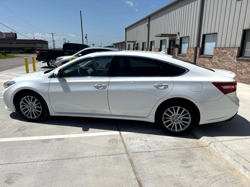 Used 2018 Toyota Avalon Limited w/ Carpet Mat Package image 13