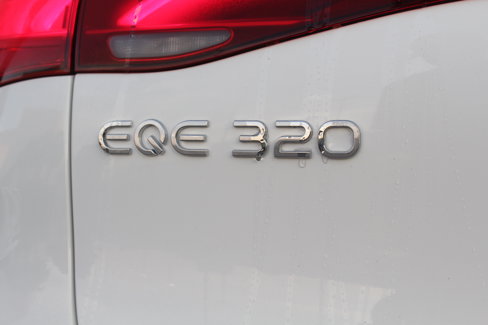 New 2026 Mercedes-Benz EQE 320 4MATIC SUV image 6