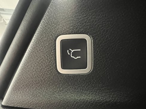 New 2026 Chrysler Pacifica Limited w/ S Appearance Package image 26