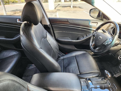 Used 2014 Kia Cadenza Premium image 26
