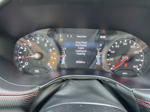 Used 2025 Jeep Compass Trailhawk image 39