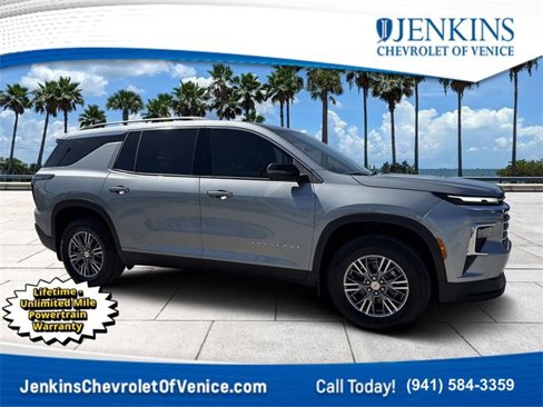 New 2025 Chevrolet Traverse LT w/ Driver Confidence Package image 1