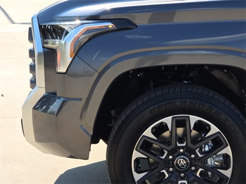 New 2026 Toyota Tundra Limited image 5