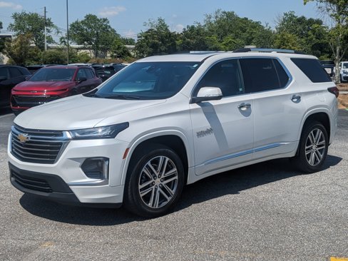 Used 2023 Chevrolet Traverse High Country image 8