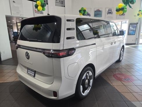 New 2025 Volkswagen ID. Buzz Pro S image 8