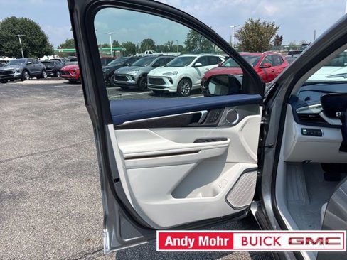 New 2026 Buick Enclave Avenir w/ Super Cruise Package image 25