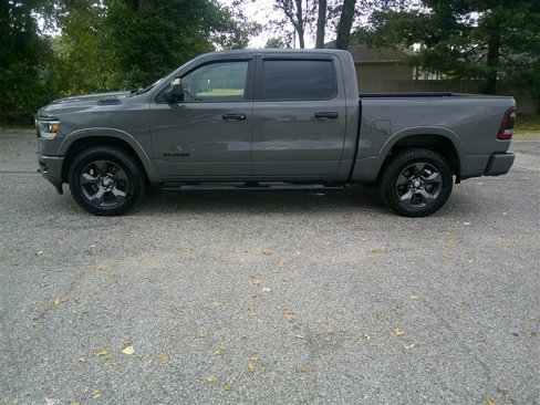Used 2020 RAM 1500 Big Horn w/ Built-to-serve Edition image 2
