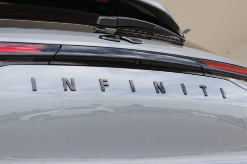 New 2025 INFINITI QX60 Luxe w/ Black Edition image 28