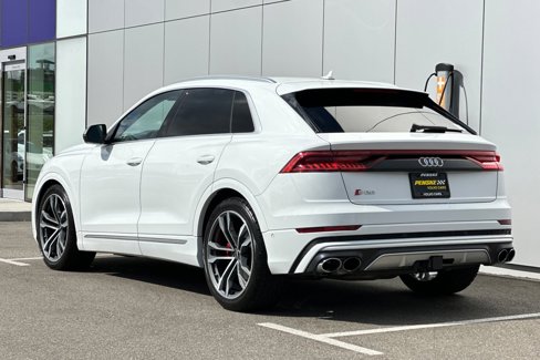 Used 2022 Audi SQ8 Premium Plus w/ Towing Package image 3
