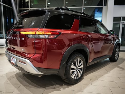 Used 2022 Nissan Pathfinder SL image 13