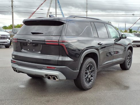 New 2025 Chevrolet Traverse Z71 w/ Enhanced Driving Package image 6