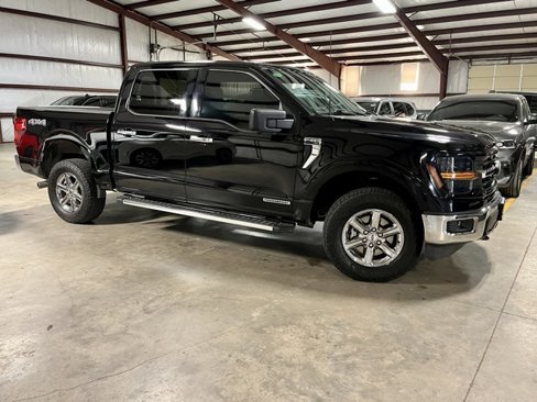 Used 2024 Ford F150 XLT w/ Mobile Office Package image 5