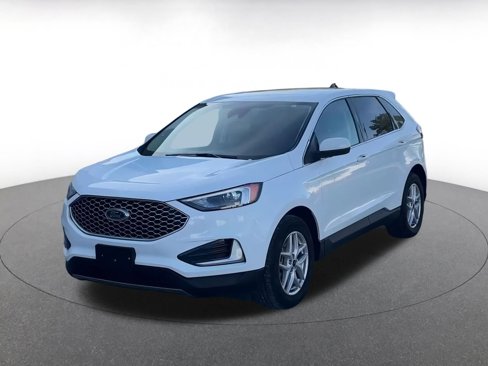 Used 2024 Ford Edge SEL image 7