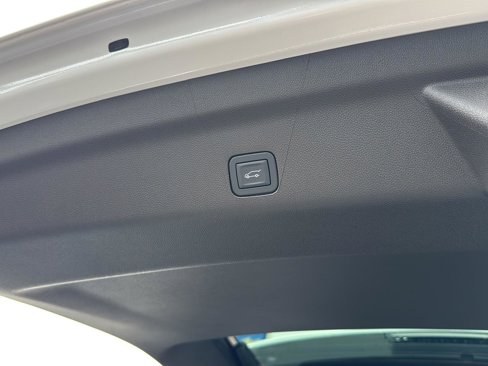 New 2025 Chevrolet Tahoe Z71 w/ Comfort Package image 32