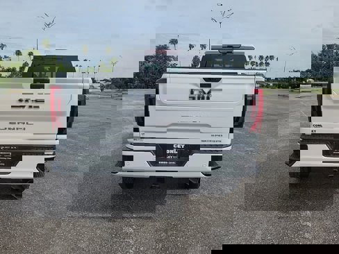 New 2026 GMC Sierra 2500 Denali Ultimate image 6