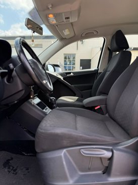 Used 2015 Volkswagen Tiguan S image 20