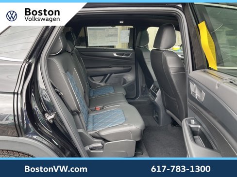 New 2025 Volkswagen Atlas Cross Sport SEL Premium R-Line image 24