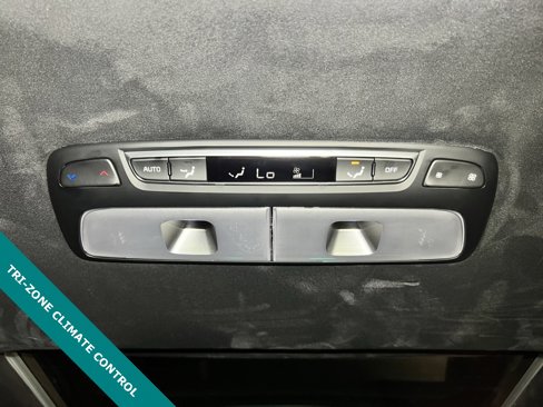 Used 2025 Kia Telluride SX Prestige X-Line image 18