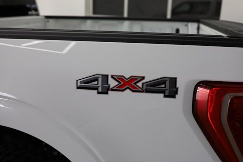 Used 2022 Ford F150 XLT w/ Trailer Tow Package image 6