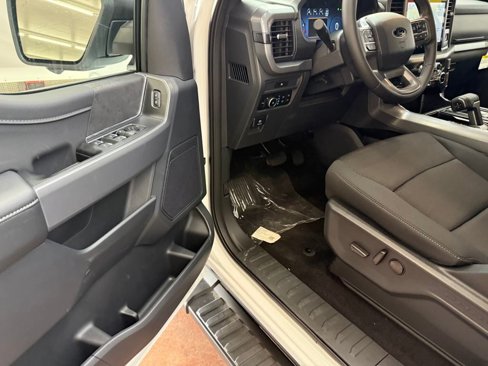 New 2025 Ford F150 XLT image 10