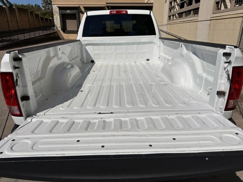 Used 2018 RAM 2500 Tradesman w/ Chrome Appearance Group image 4