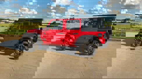 New 2024 Jeep Wrangler Sport S image 5