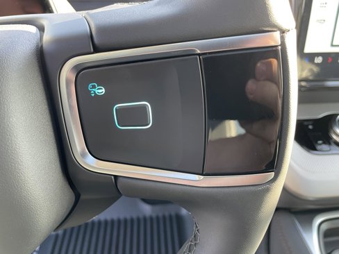 New 2025 Ford Expedition Active image 12