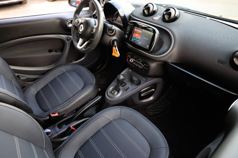 Used 2018 smart fortwo electric drive w/ Sport Package image 12