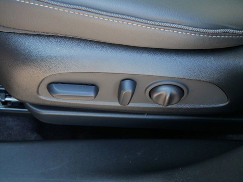 Used 2023 Buick Encore GX Select image 19