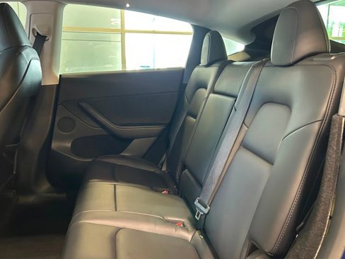 Used 2023 Tesla Model Y Long Range image 22