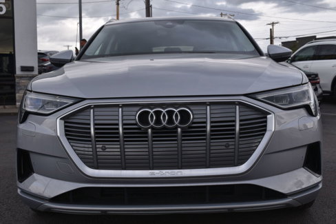 Used 2022 Audi e-tron Premium image 7