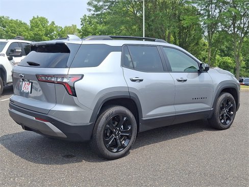 Certified 2025 Chevrolet Equinox LT w/ Safety and Technology Package image 6