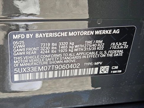 New 2026 BMW X7 M60i w/ Climate Comfort Package image 18