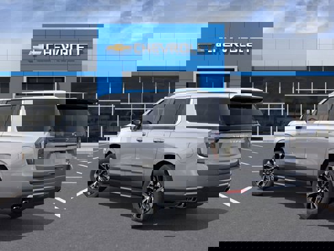 New 2026 Chevrolet Suburban High Country image 3