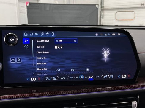 New 2026 Chevrolet Traverse RS image 21