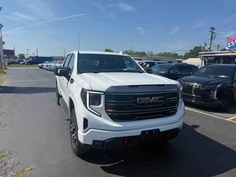 Used 2024 GMC Sierra 1500 AT4 w/ Technology Package image 1