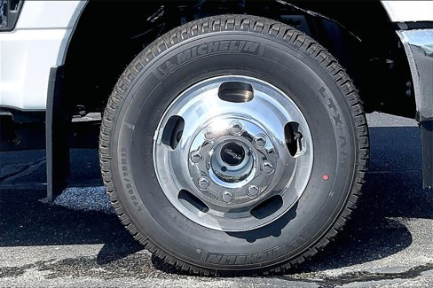 New 2025 Ford F350 Lariat w/ Lariat Ultimate Package image 12