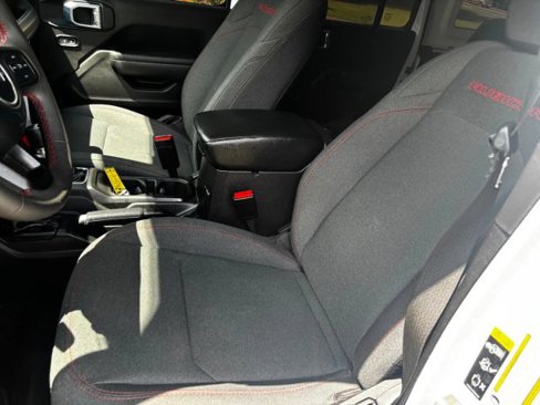 Used 2024 Jeep Wrangler Unlimited Rubicon image 13
