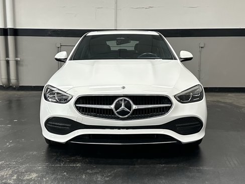 Used 2023 Mercedes-Benz C 300 Sedan image 5
