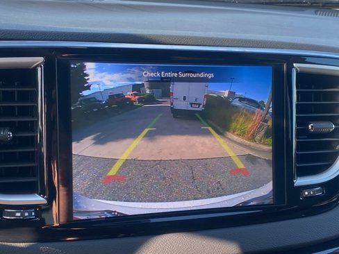 New 2026 Chrysler Voyager LX image 3