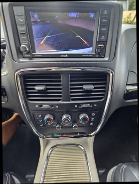 Used 2019 Dodge Grand Caravan SXT image 22