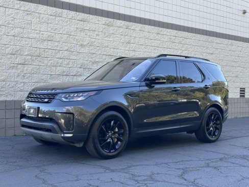 Used 2018 Land Rover Discovery HSE image 4