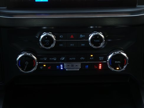 Used 2025 Ford F450 Lariat w/ Lariat Ultimate Package image 13