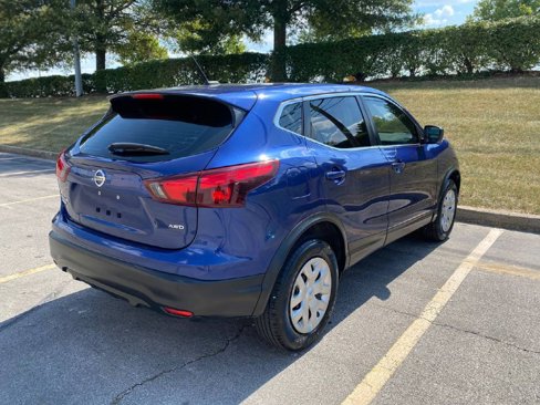 Used 2019 Nissan Rogue Sport S image 4