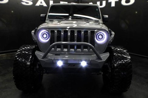 Used 2023 Jeep Gladiator Rubicon w/ Trailer Tow Package image 2