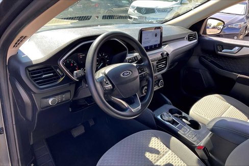 Used 2020 Ford Escape SE image 16