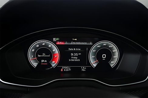 Used 2024 Audi SQ5 Premium Plus w/ Premium Plus Package image 18