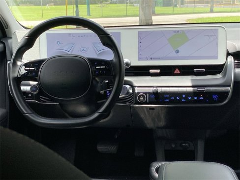 Used 2024 Hyundai Ioniq 5 SE image 23